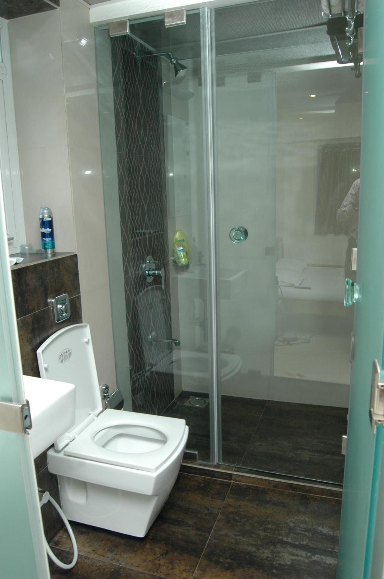 Hotel Causeway, Colaba Mumbai Exterior foto